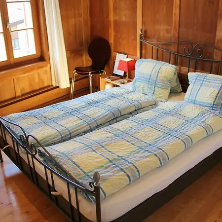 Noir Pinot Bed & Breakfast *